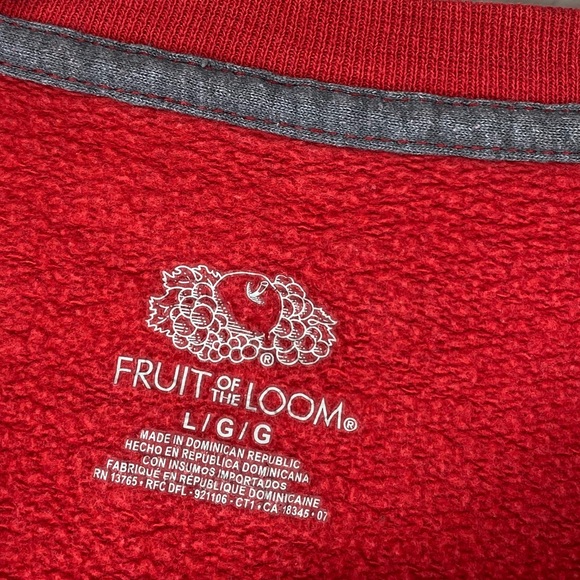 Large red Fruit of the Loom crew neck Sweatshirt - Picture 3 of 4